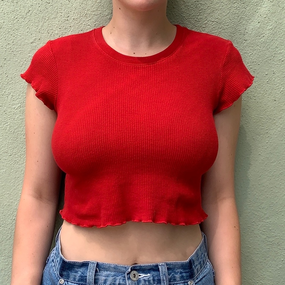 Brandy Melville Red Ruffle Crop Top 💋 - Picture 3 of 6